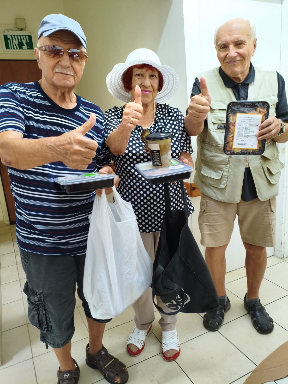 לחיות בכבוד — מהשטח — 6